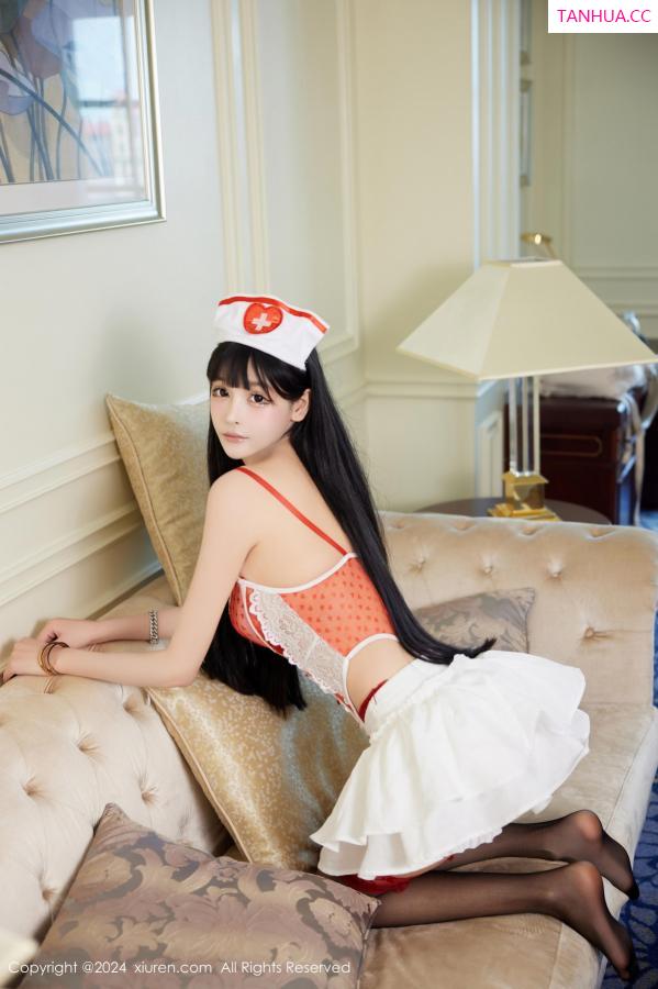   [XiuRen]高清写真图 2024.10.21 No.9317 智恩baby 黑丝美腿第6张图片